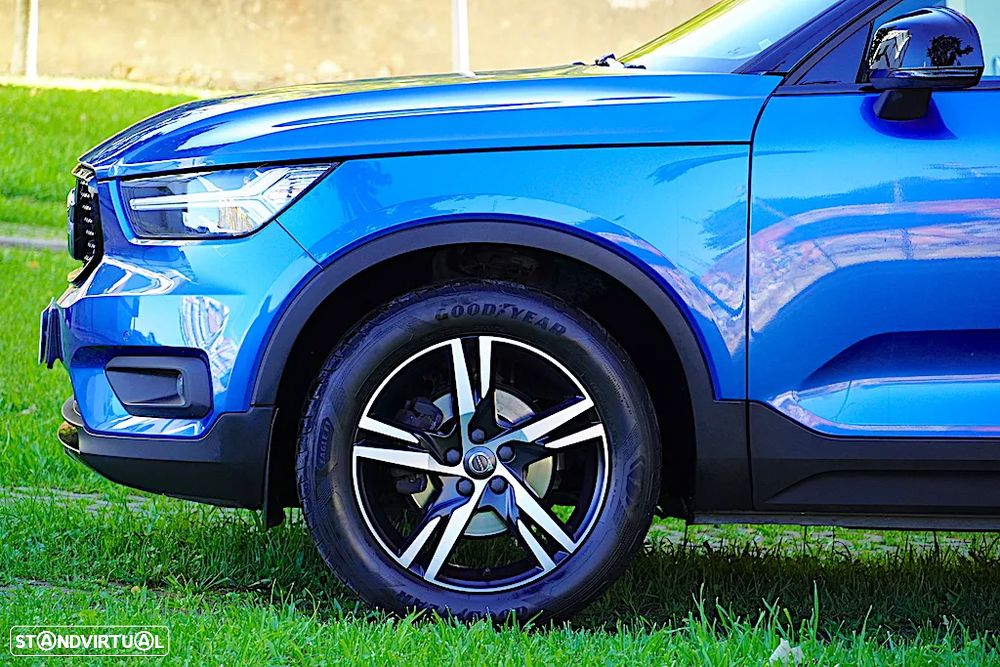 Volvo XC 40 2.0 D3 R-Design - 4