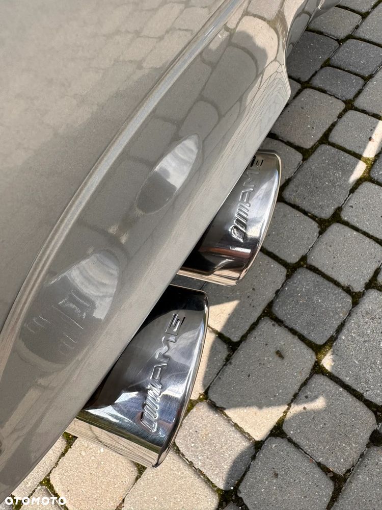 Mercedes-Benz ML 500 4-Matic - 11
