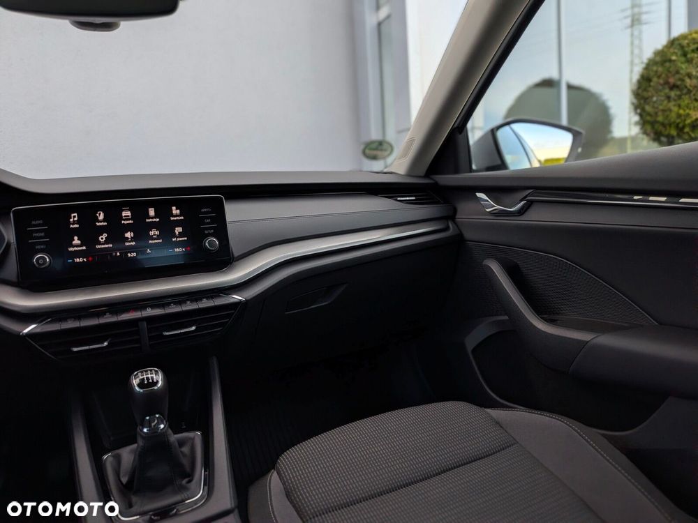 Skoda Octavia 1.5 TSI ACT Ambition - 15