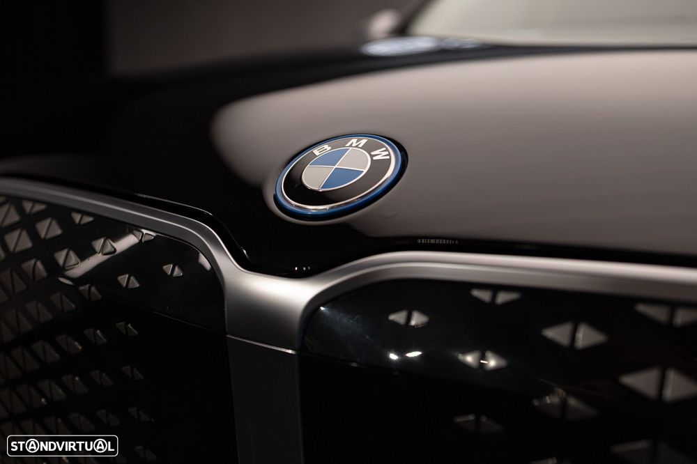 BMW iX1 eDrive20 xLine - 42