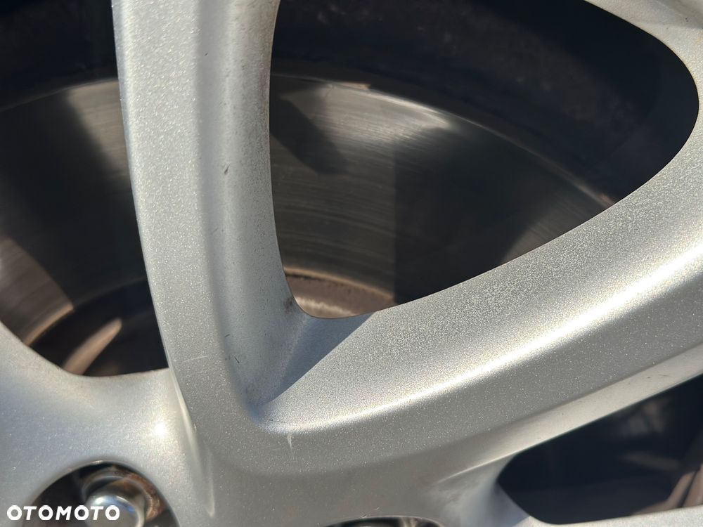 Mazda 5 2.0 Sport - 16