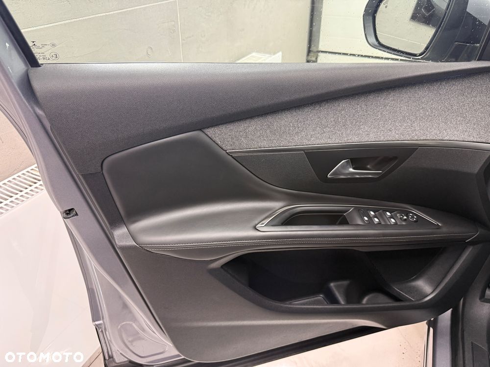 Peugeot 3008 BlueHDi 120 Stop & Start Allure - 13