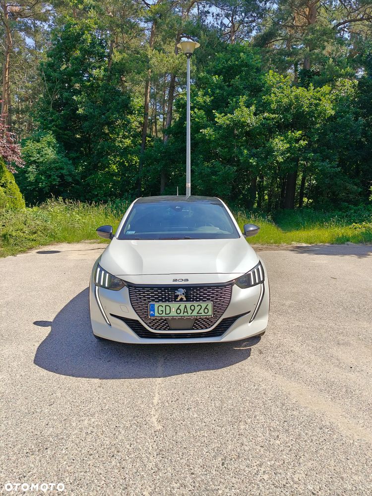 Peugeot 208 - 6