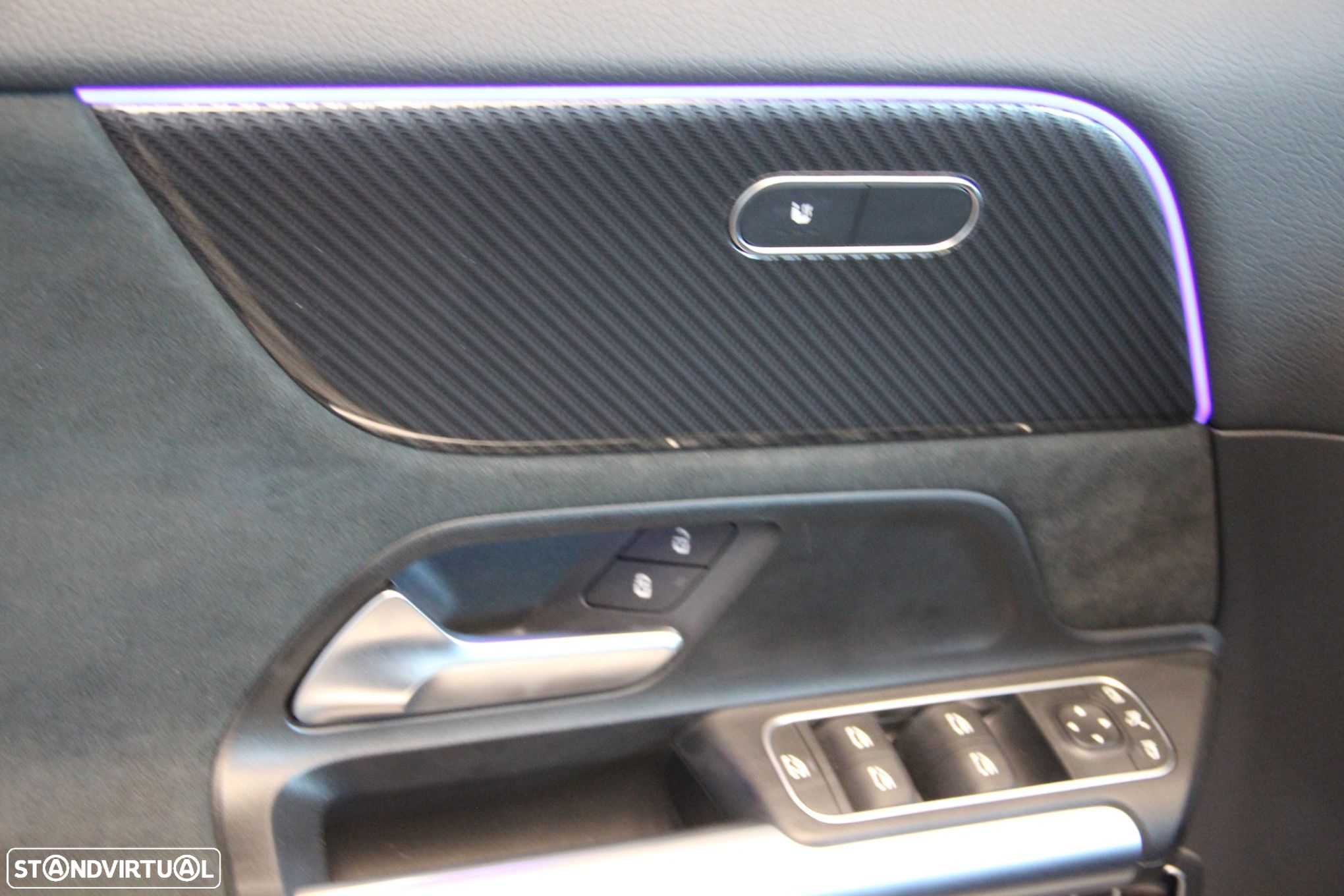 Mercedes-Benz GLA 250 - 11