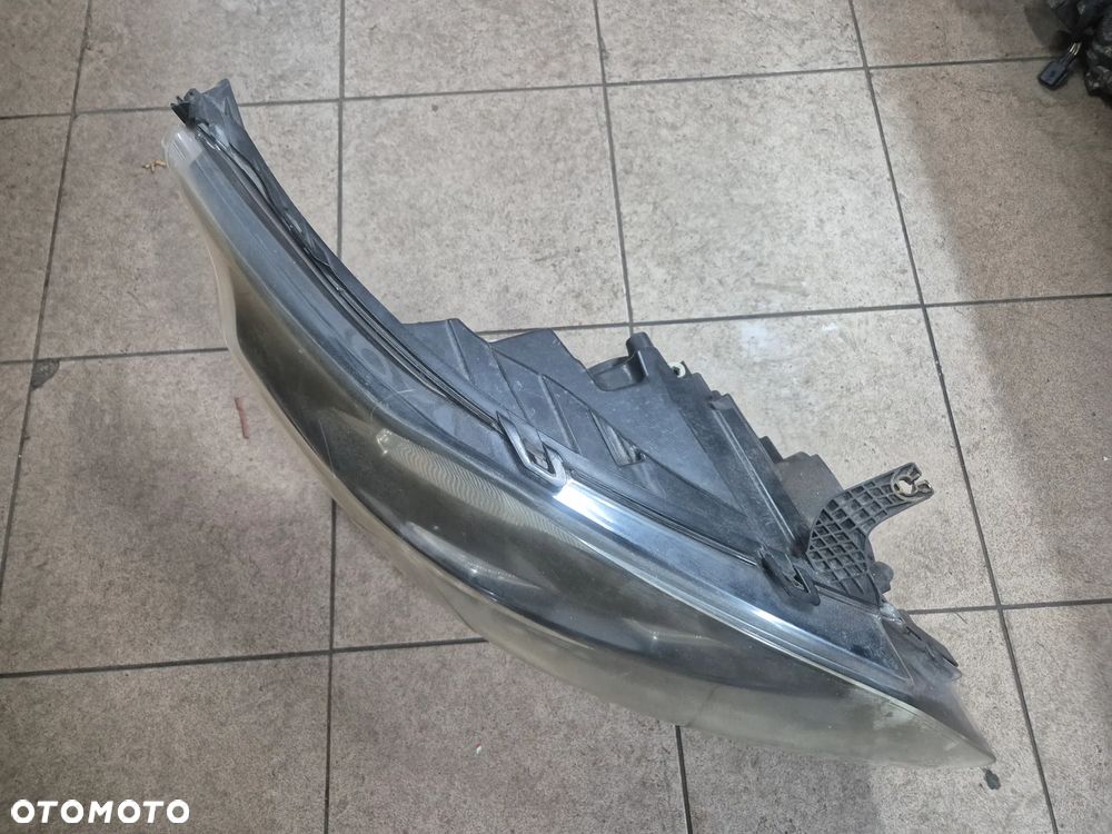 LAMPA PRAWA PRZÓD FORD TRANSIT CUSTOM I  13-17r. - 2