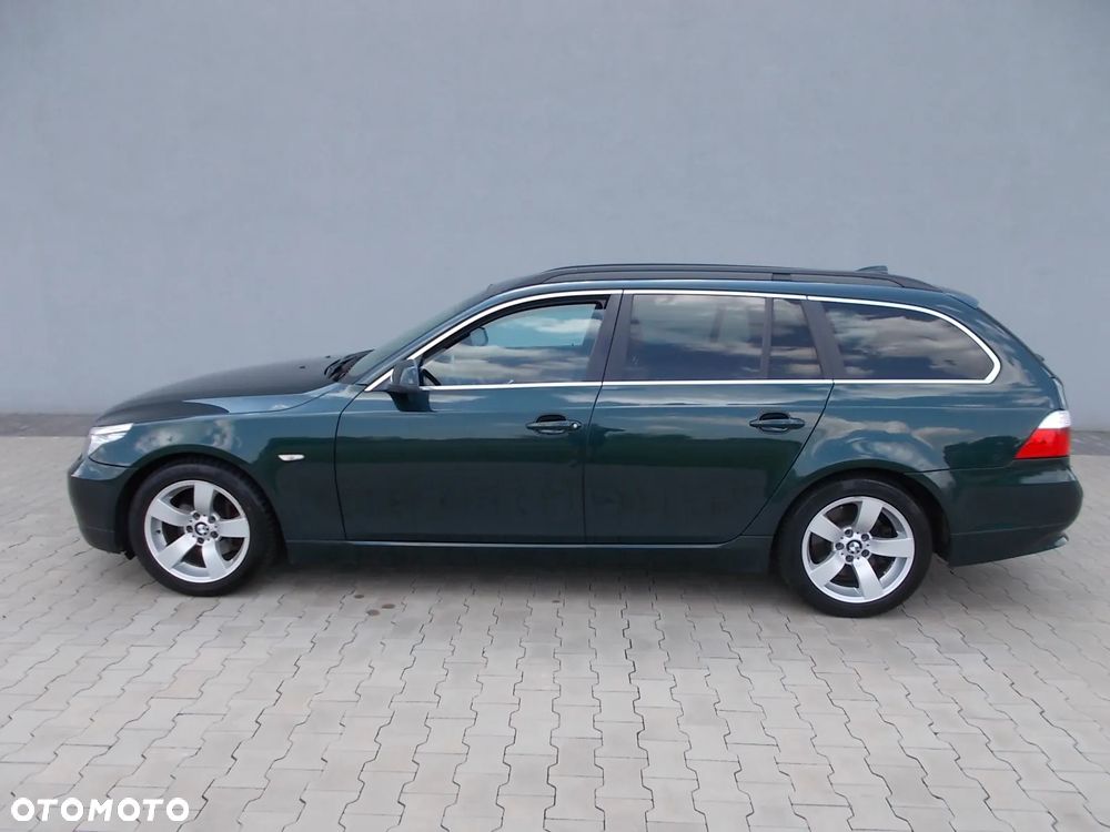 BMW Seria 5 525d - 4
