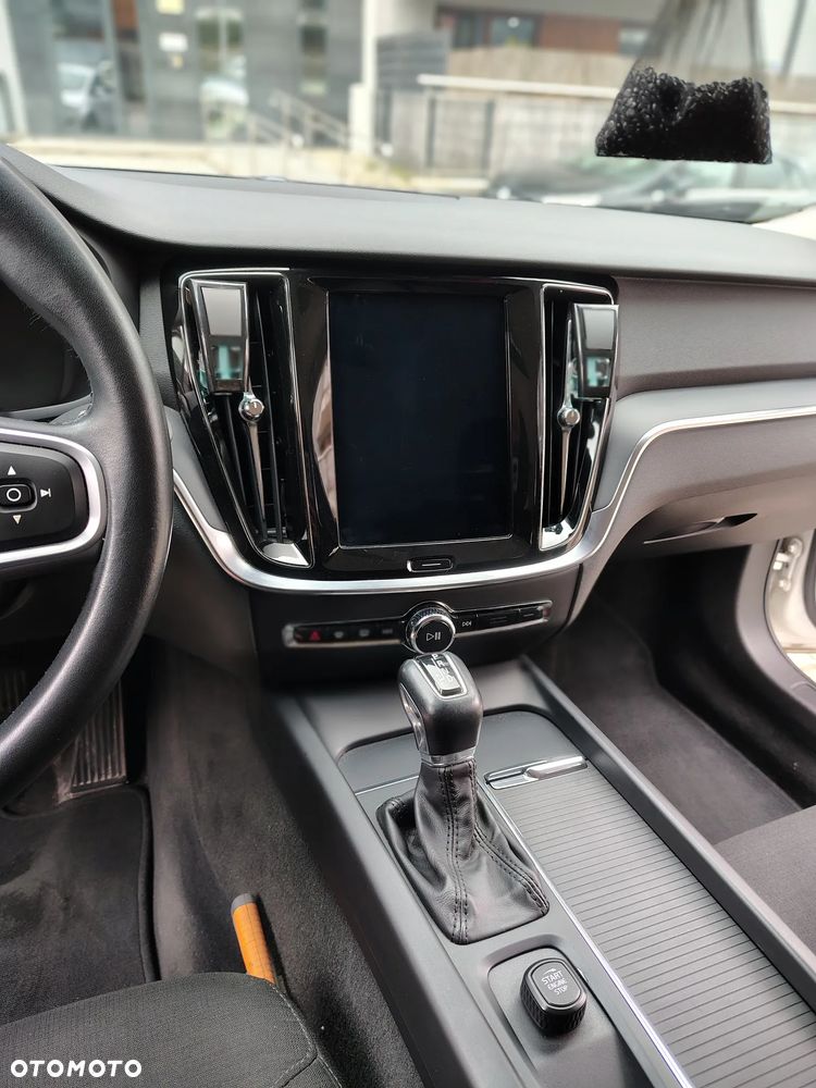 Volvo V60 D3 SCR Momentum - 18