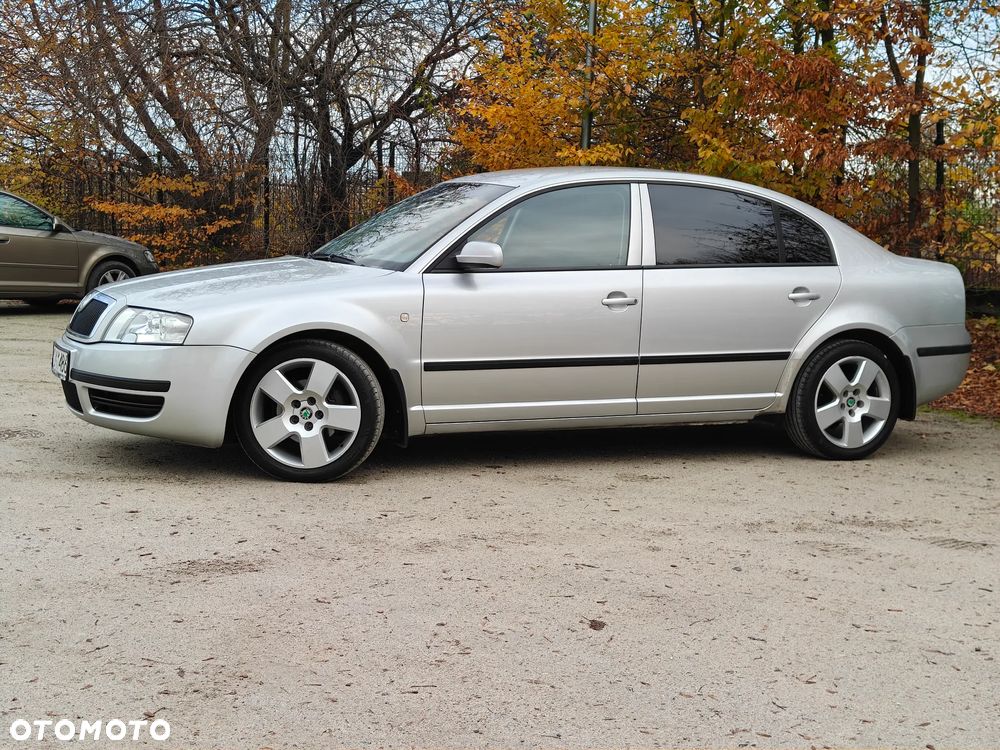 Skoda Superb 1.8T Comfort - 4