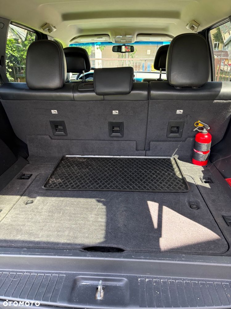 Jeep Liberty - 4