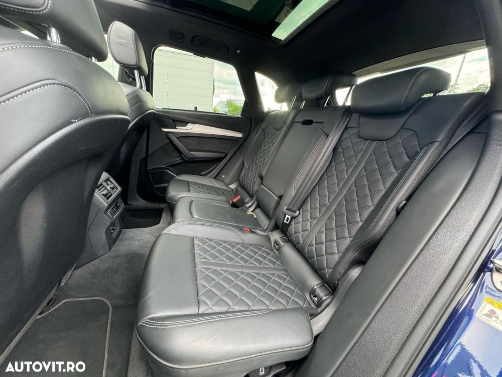 Audi Q5 55 TFSIe quattro S tronic S line - 22