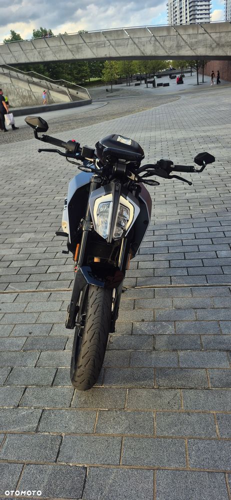 KTM Duke 125 - 14