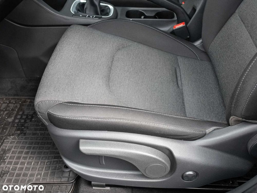 Hyundai i30 1.5 DPI Smart - 12