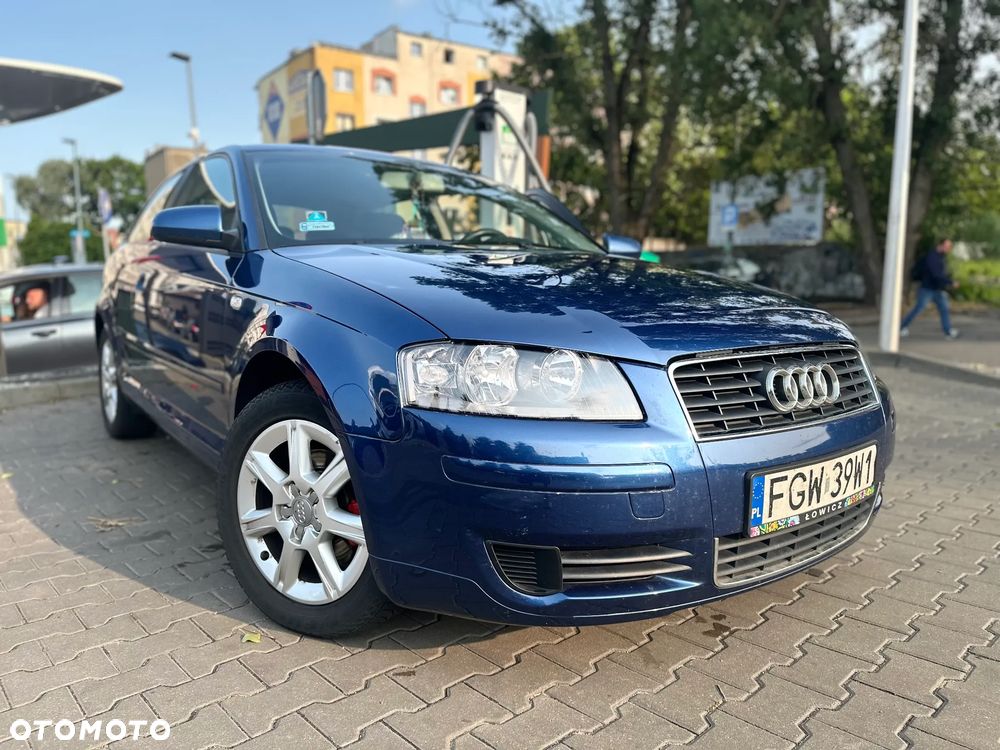 Audi A3 3-drzwiowe 1.6 Ambiente - 1