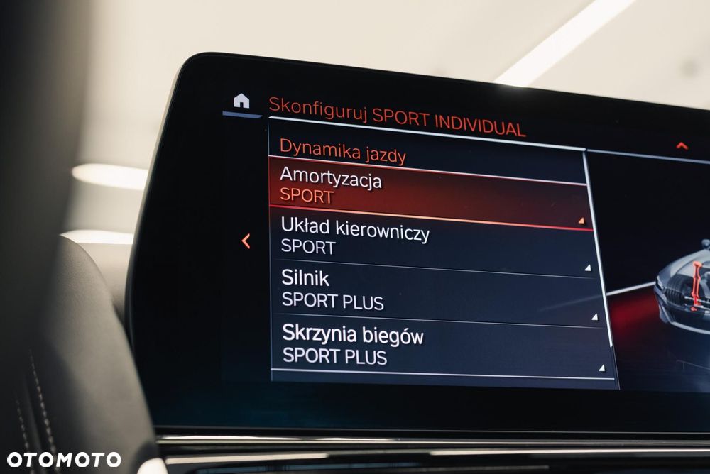 BMW Seria 8 M850i xDrive - 22