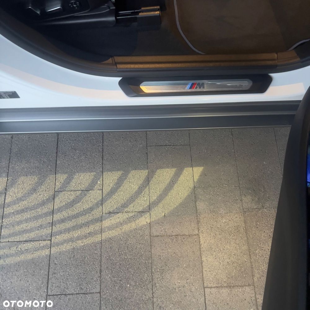 BMW X4 xDrive20d - 14