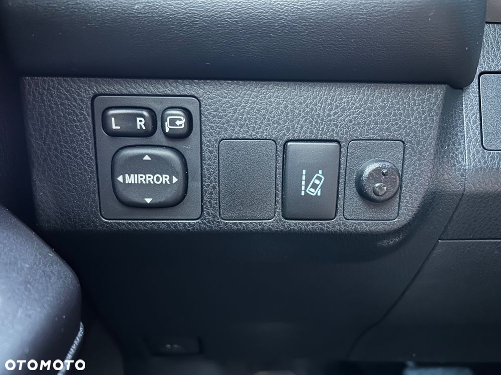 Toyota RAV4 Hybrid Premium 4x2 - 20