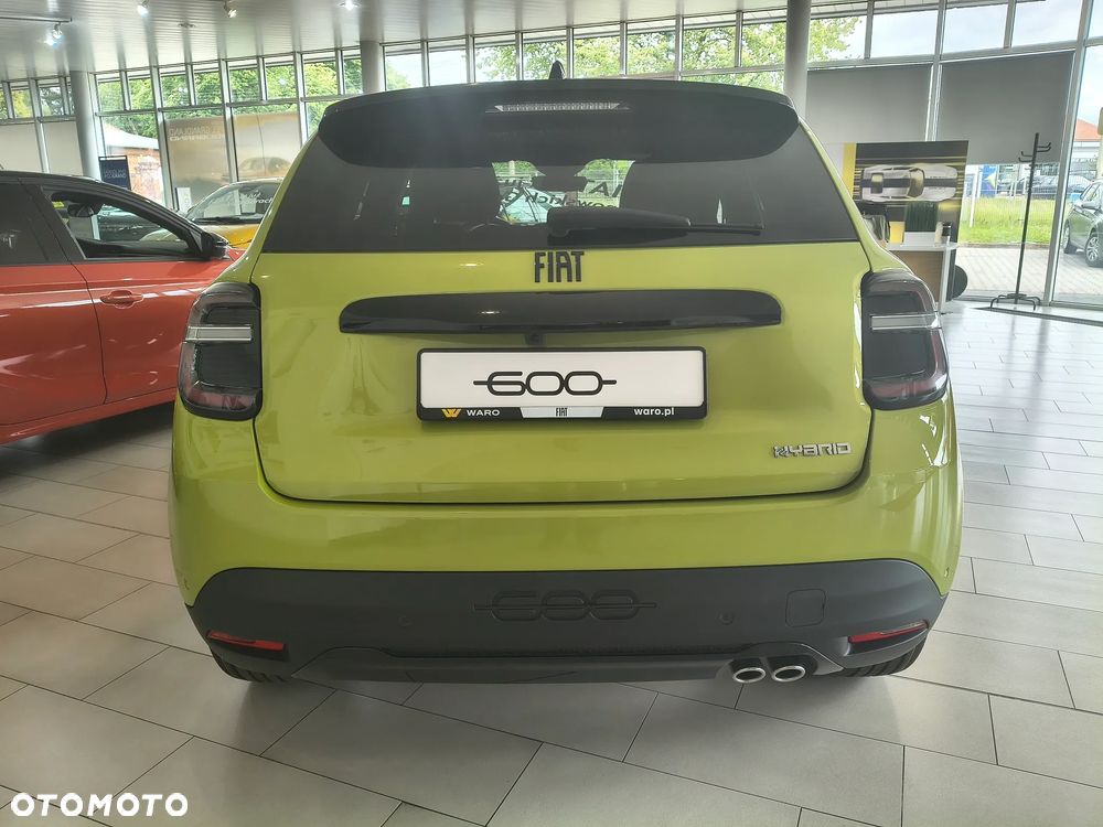 Fiat 600 1.2 Turbo Sport eDCT - 5