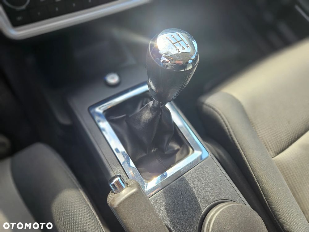 Dodge Journey 2.4 SE - 19