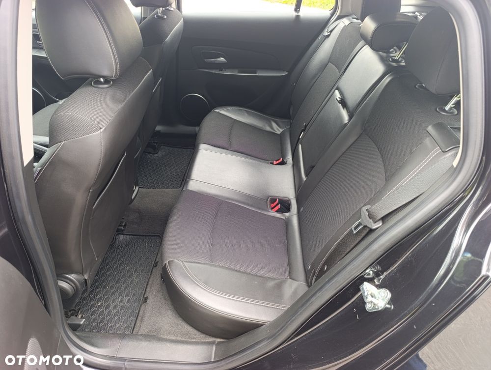 Chevrolet Cruze - 8