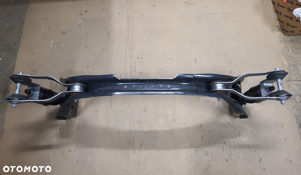 Zawieszenie kabiny tylne Mercedes Actros MP4 A9603176295, A9613103355, A9603101569 - 3