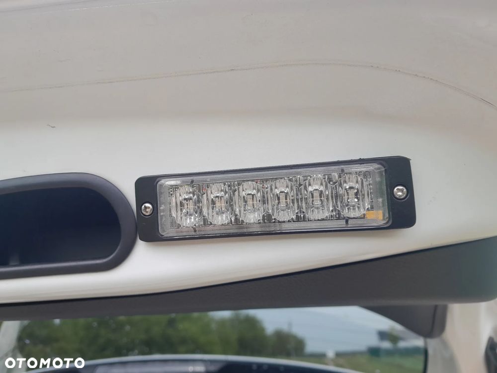 Toyota Yaris Cross Hybrid 1.5 Comfort - 29