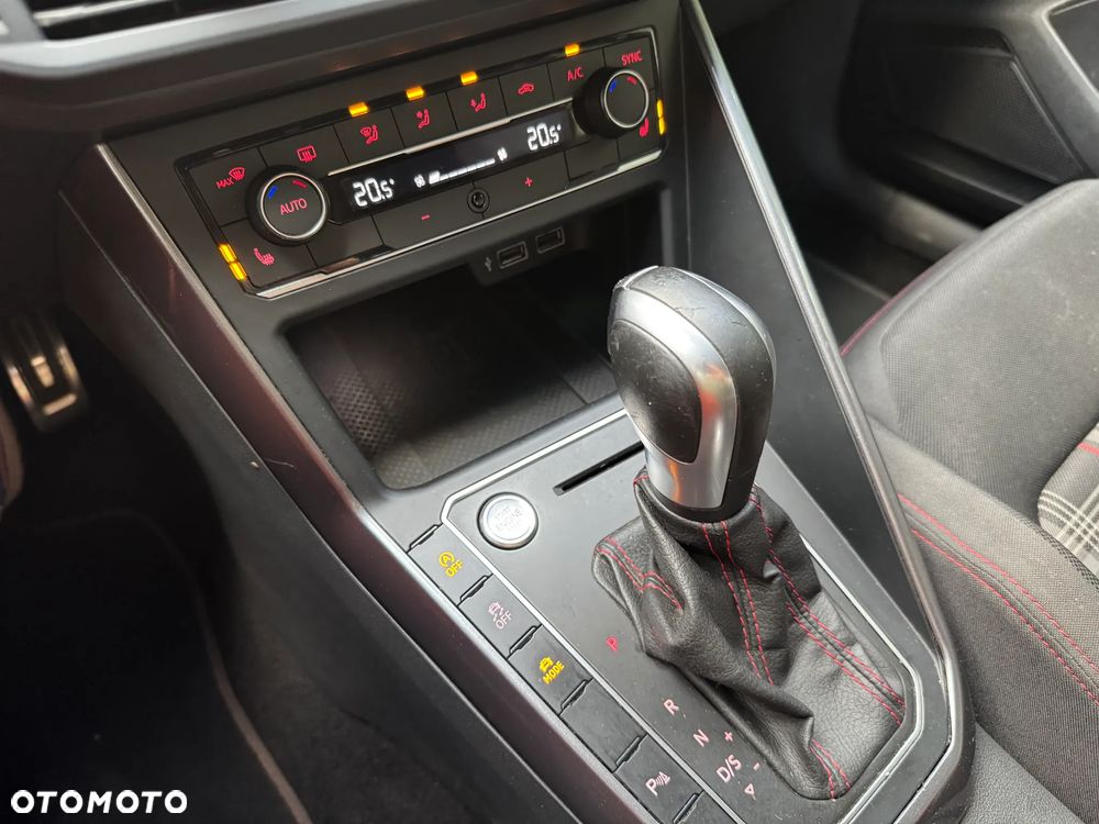 Volkswagen Polo 2.0 TSI GTI DSG - 23