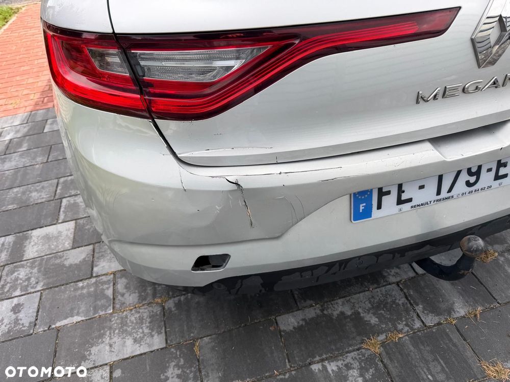 Renault Megane 1.5 Blue dCi Zen - 22