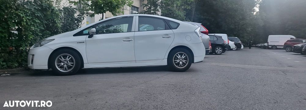 Toyota Prius HSD Luna - 1