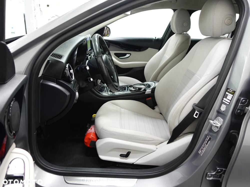 Mercedes-Benz Klasa C 180 (BlueTEC) d - 22