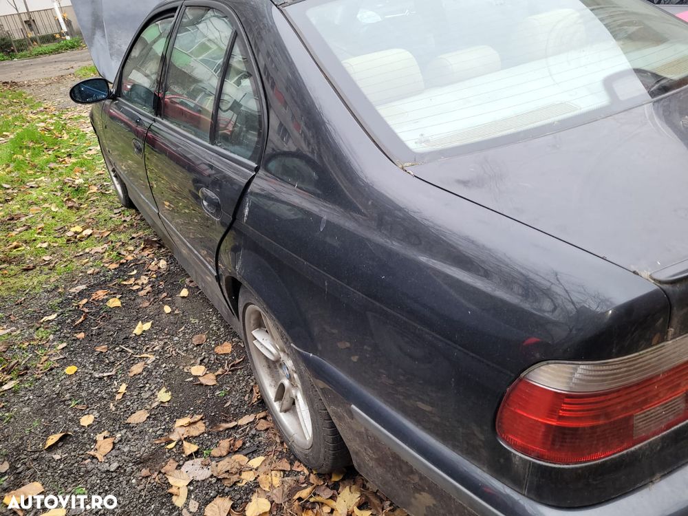 BMW Seria 5 525iA - 15