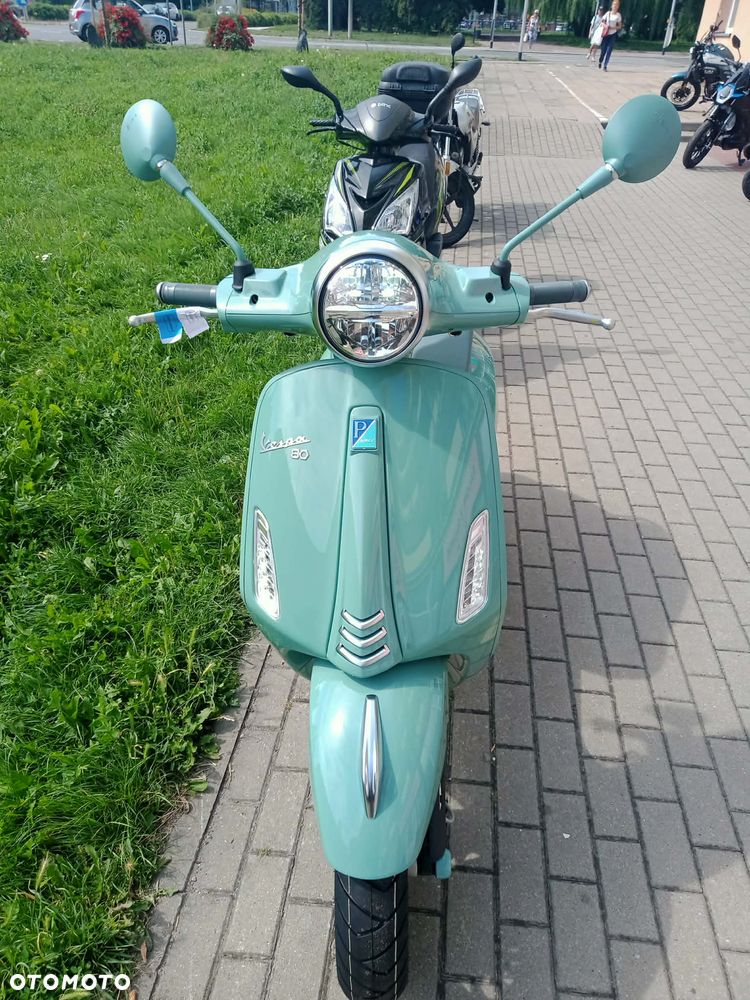 Vespa Primavera - 9