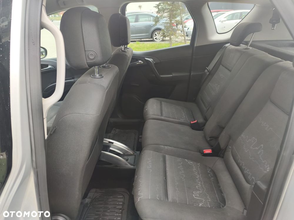 Opel Meriva - 14