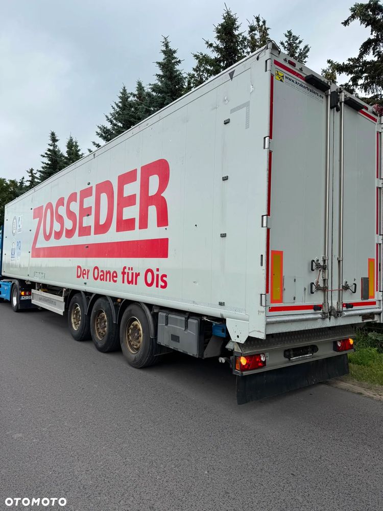 Kraker CF 200 Osie SAF, 1 oś podnoszona