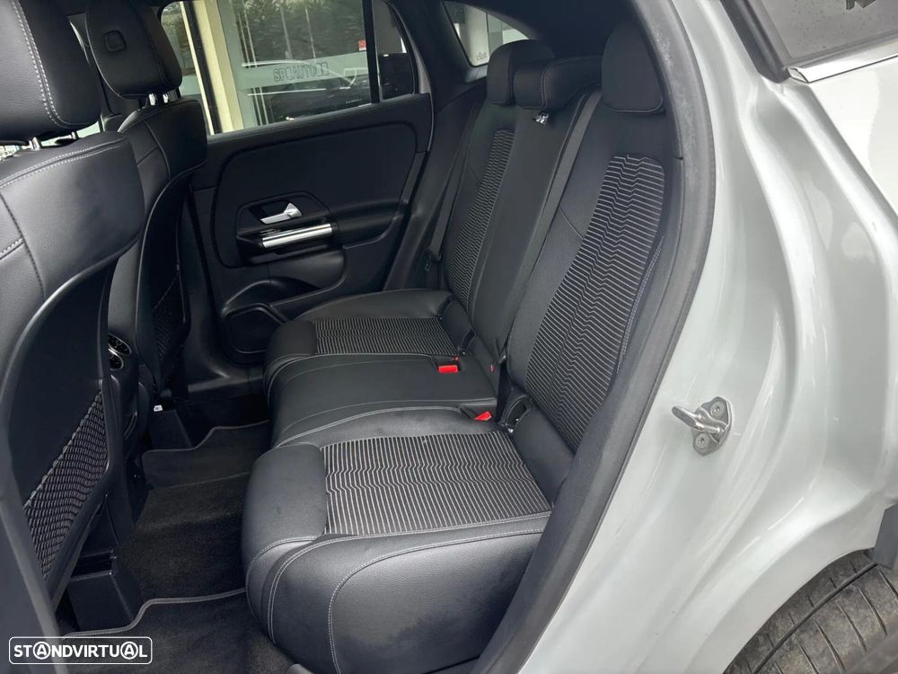 Mercedes-Benz GLA 250 e 8G-DCT Style - 11