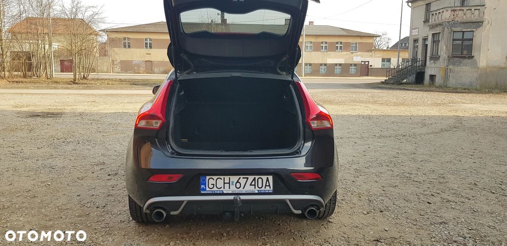 Volvo V40 D3 Geartronic RDesign - 13