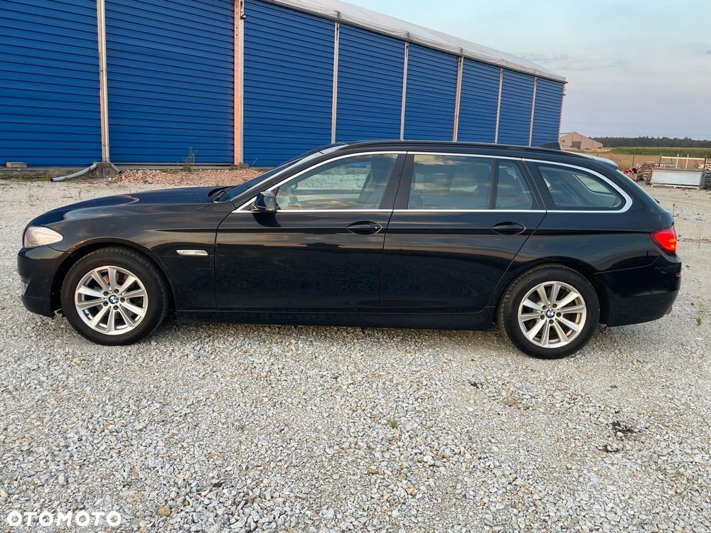 BMW Seria 5 520d Blue Performance - 6
