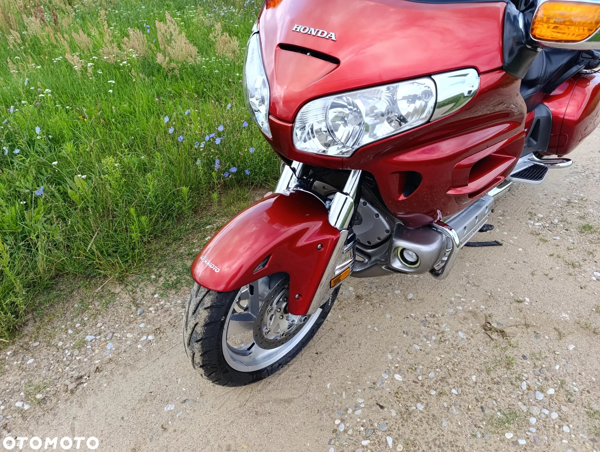 Honda GL - 12