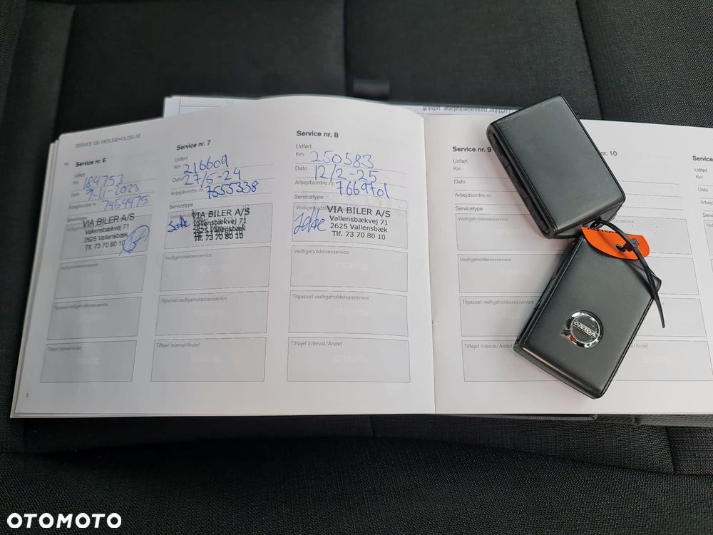 Volvo XC 40 D3 AWD Geartronic Momentum Pro - 17