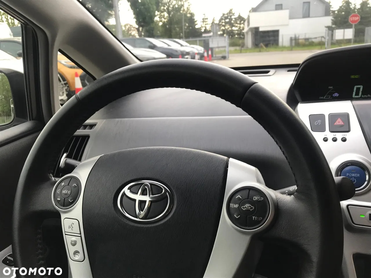 Toyota Prius+ 1.8 HSD Premium - 26
