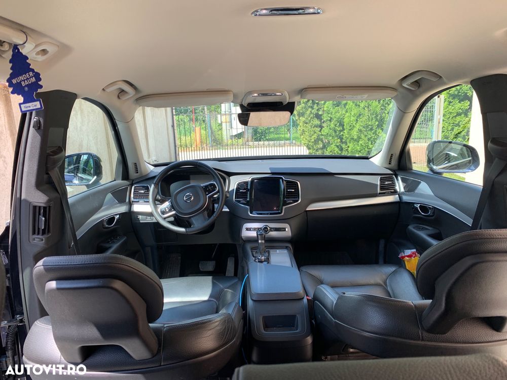 Volvo XC 90 D5 AWD Momentum - 5