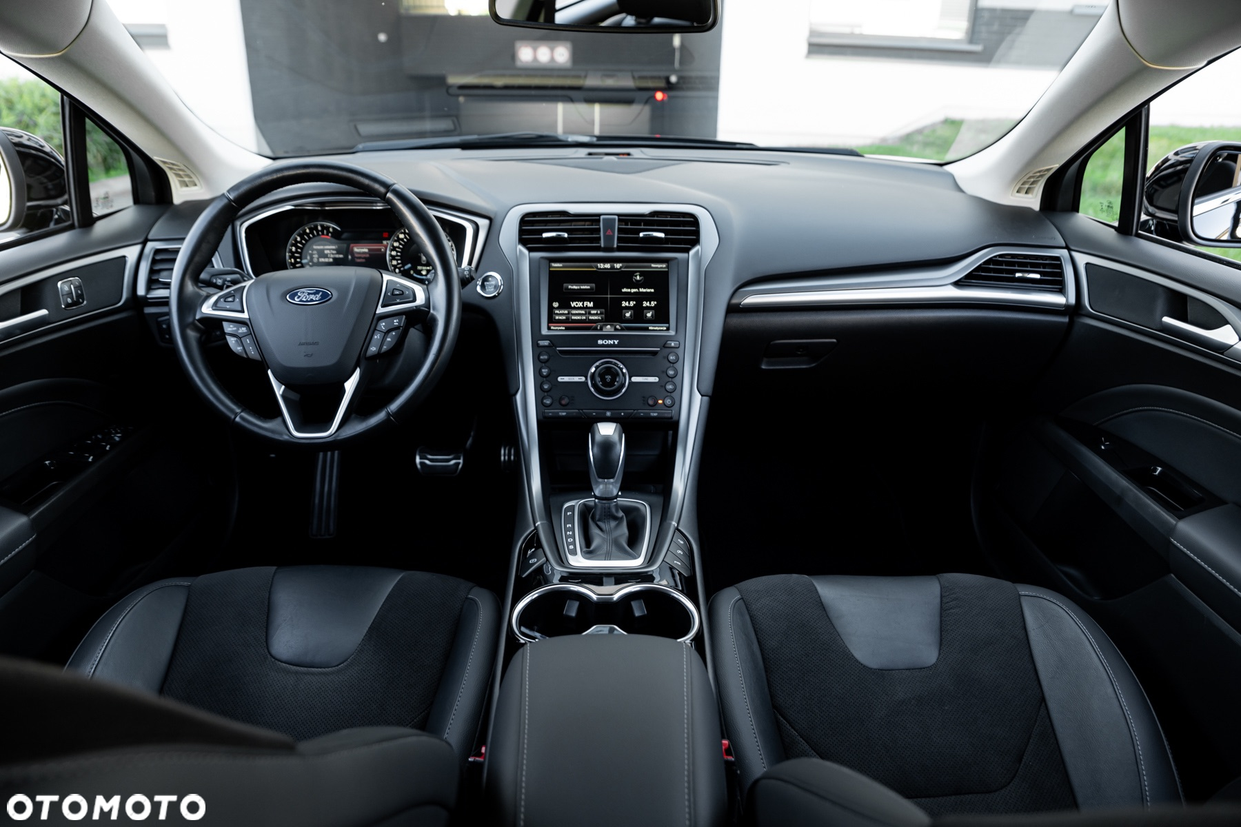 Ford Mondeo - 26