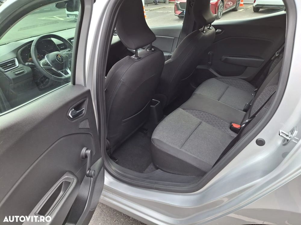 Renault Clio E-TECH Hybrid 140 BUSINESS EDITION - 23