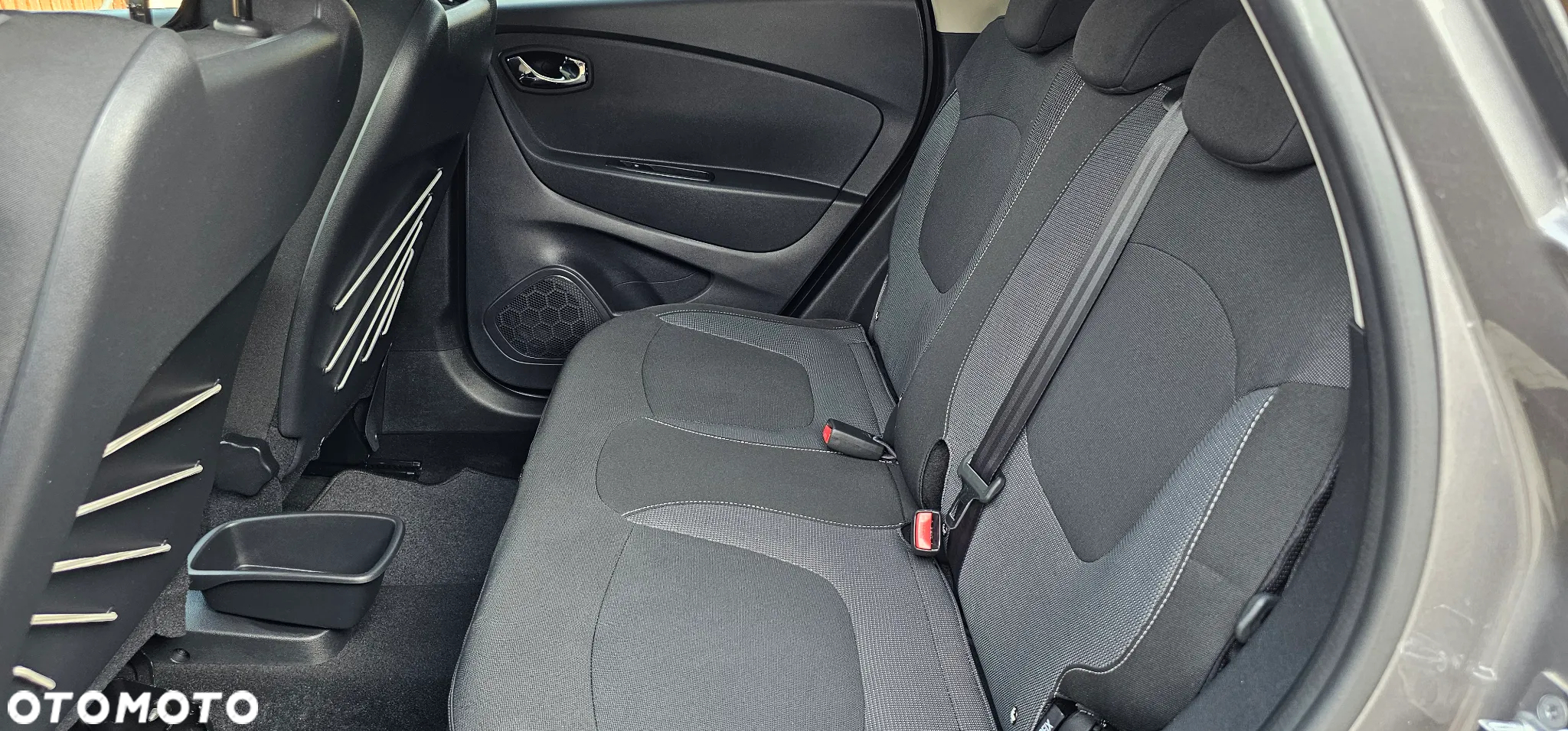 Renault Captur - 12