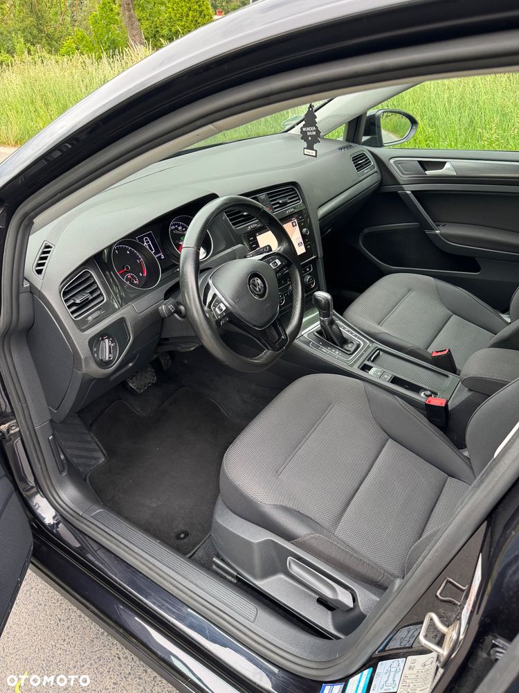 Volkswagen Golf 1.6 TDI DSG Sound - 13