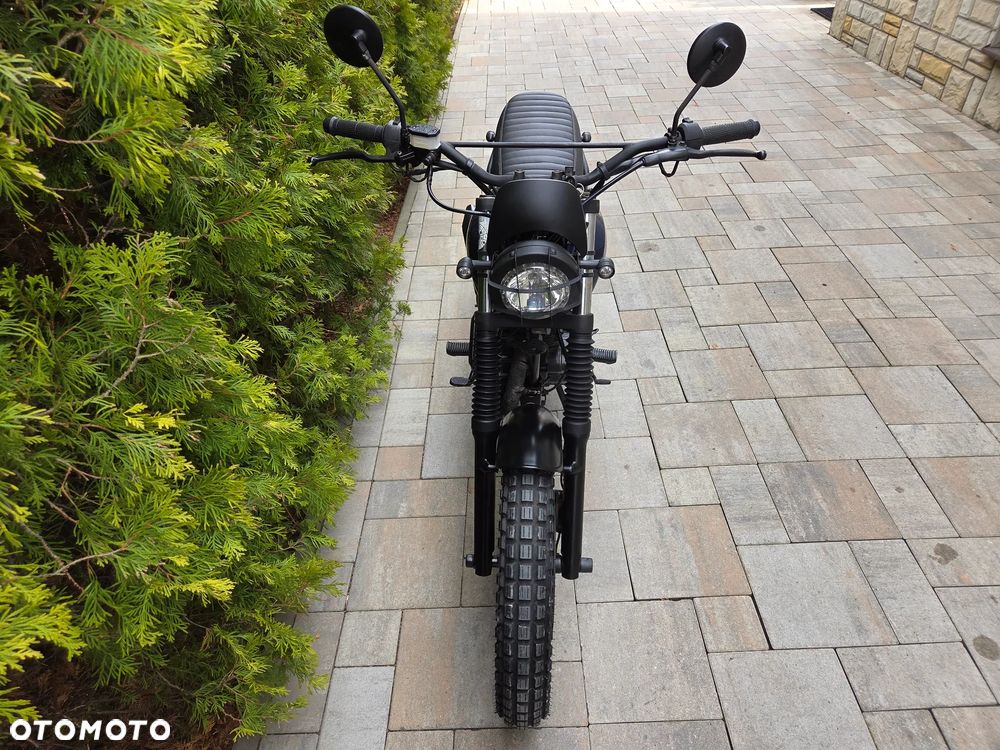 Brixton Cromwell - 9