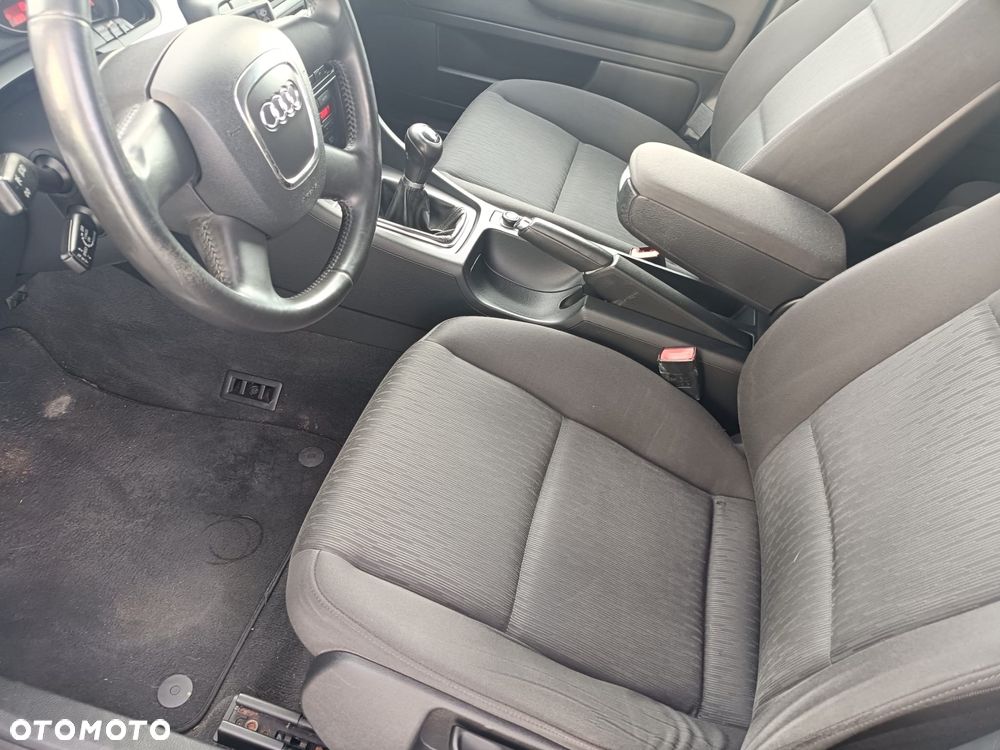 Audi A4 - 24