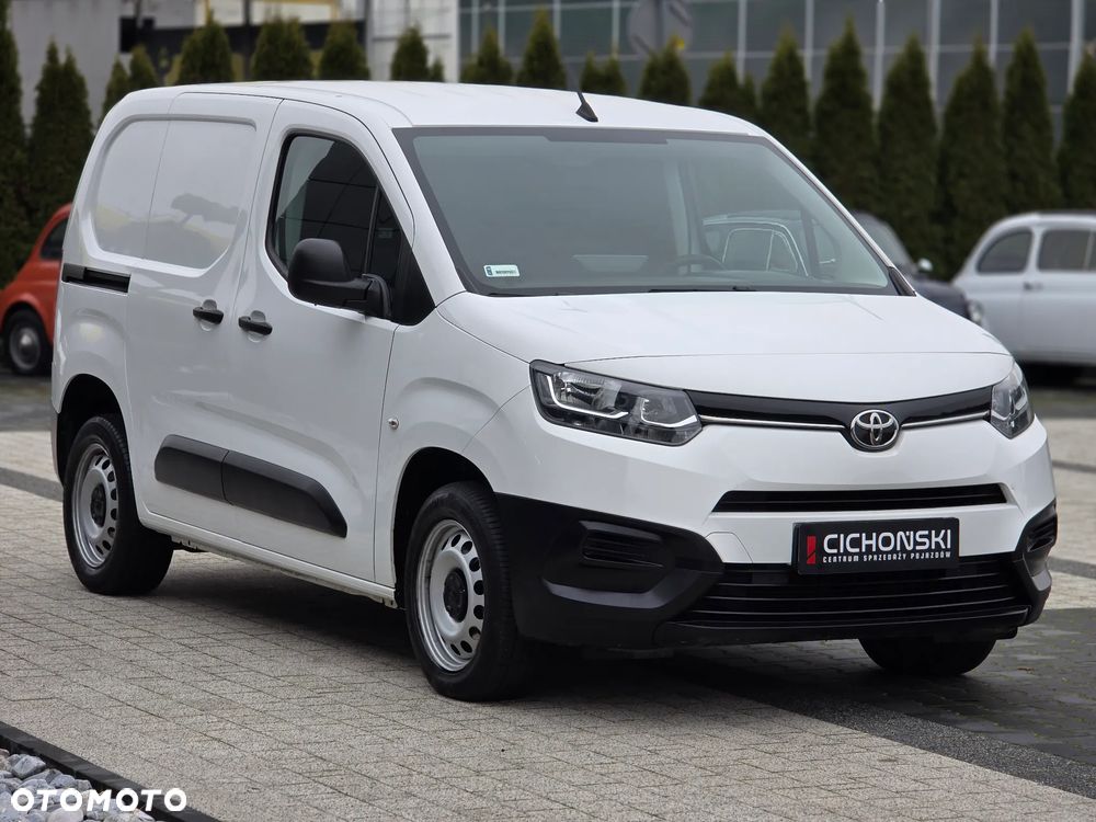Toyota Proace City 2.0t 1.5 D-4d 100KM  3 OSOBOWA Furgon Blaszak BEZWYPADKOWA z Polskiego Salonu I Pierwszy i Jedyny Właściciel I Pełna Faktura Vat 23% - 14