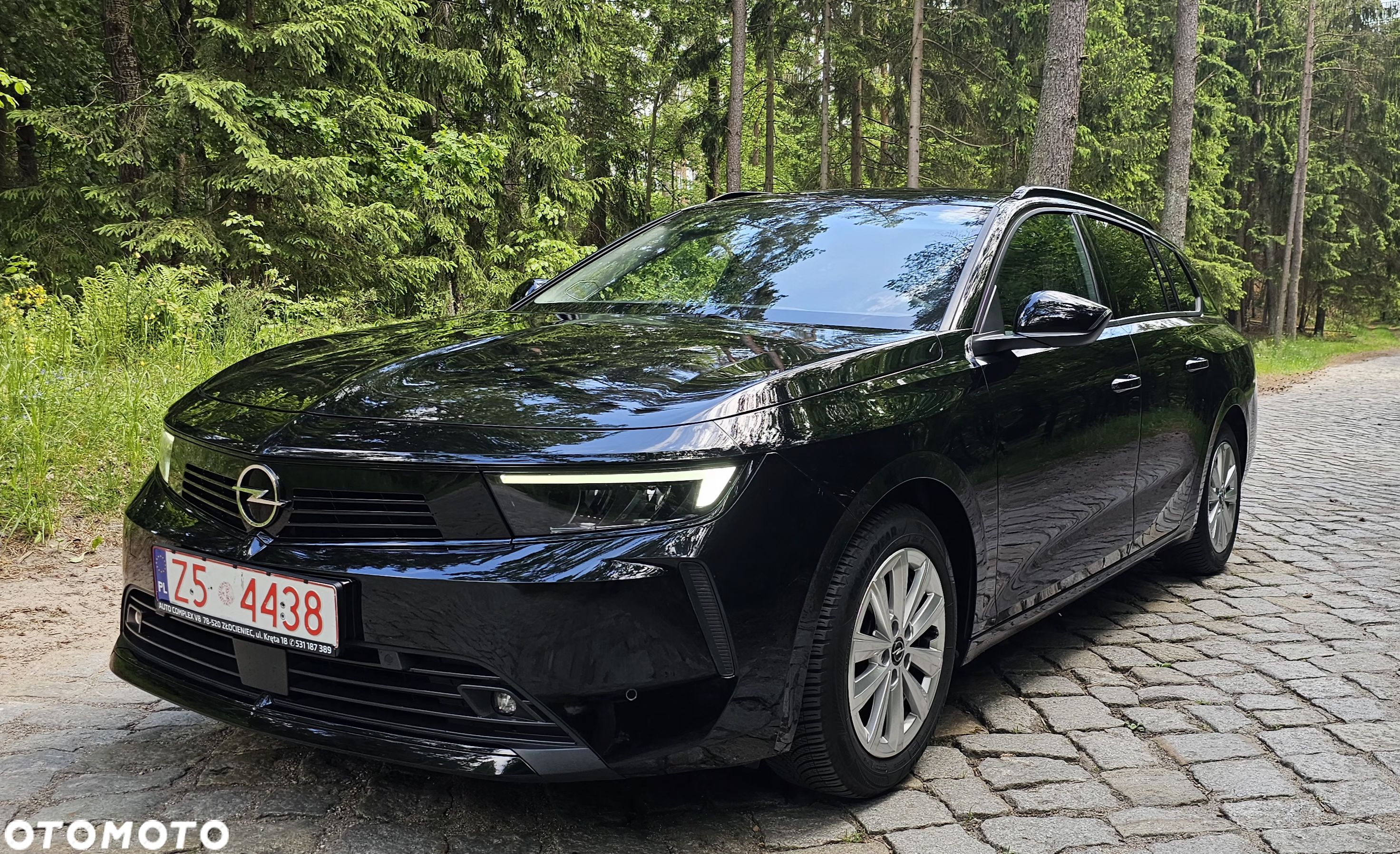 Opel Astra Sports Tourer 1.2 Turbo Enjoy - 1