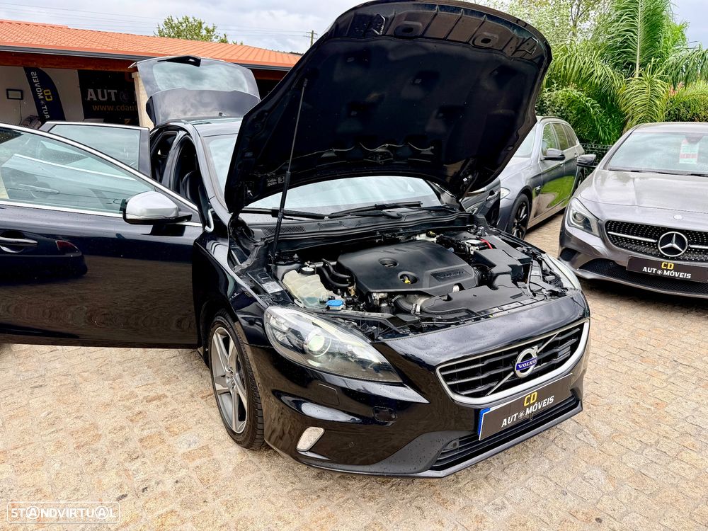 Volvo V40 1.6 D2 R-Design - 33