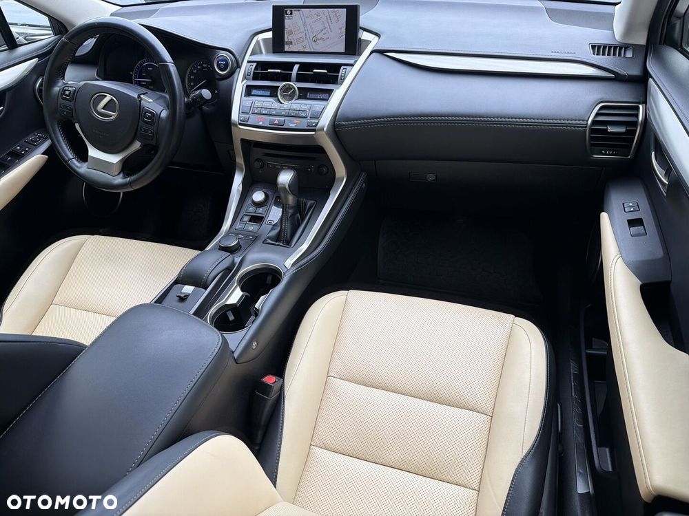Lexus NX 300h Comfort AWD - 21